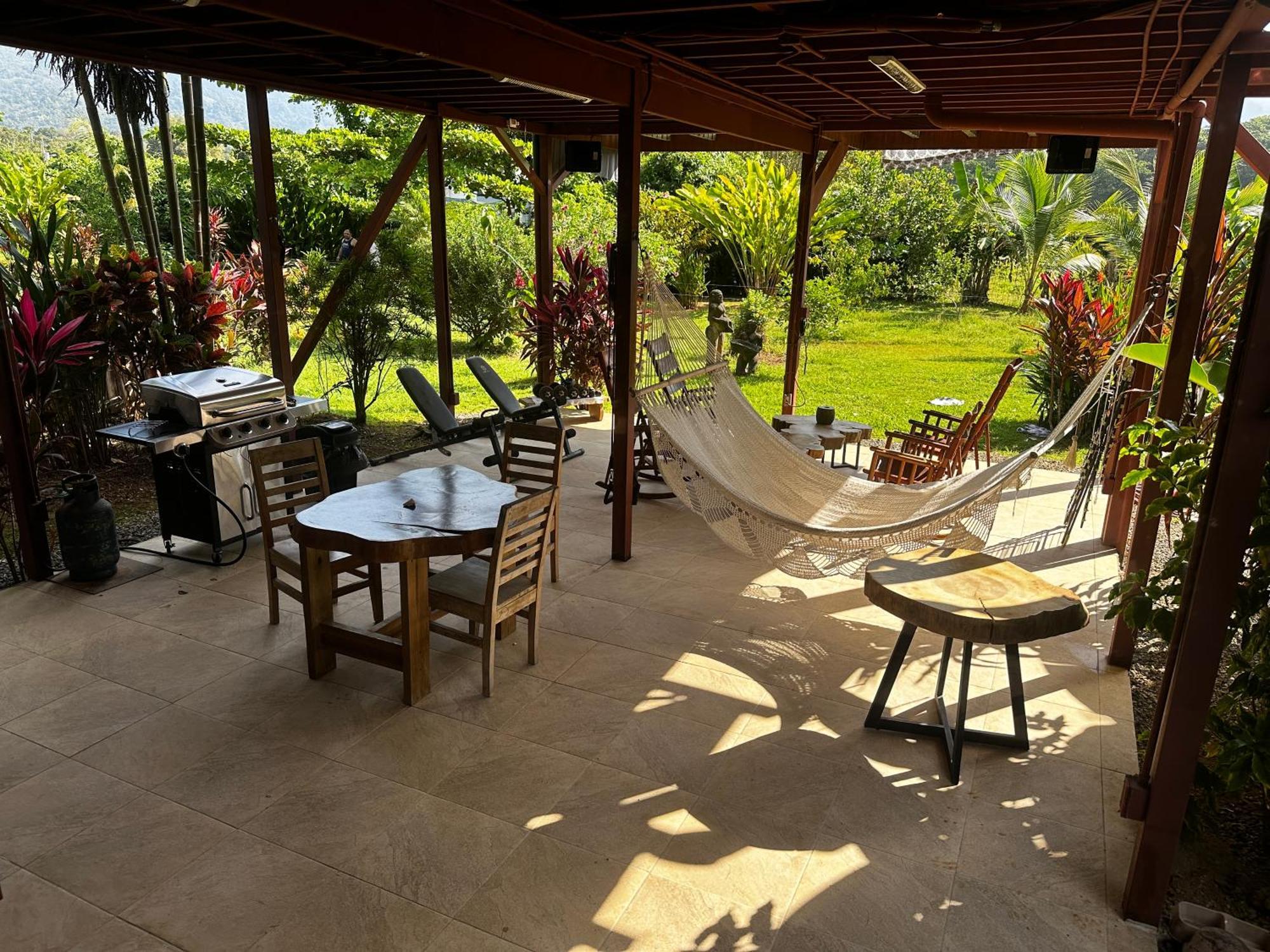 Uvita Oasis Retreat With Villa Cabins And Apartment Ngoại thất bức ảnh