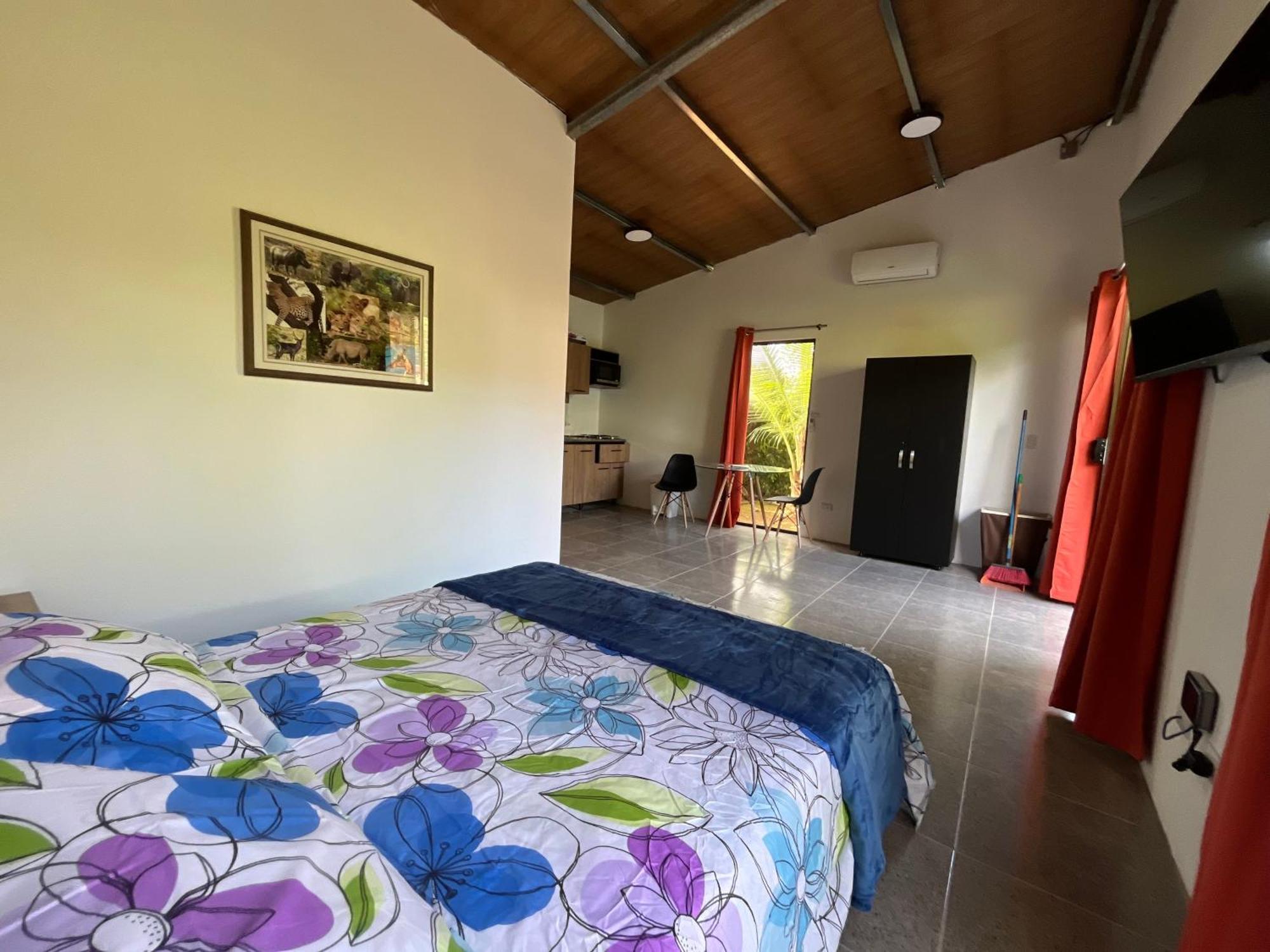 Uvita Oasis Retreat With Villa Cabins And Apartment Ngoại thất bức ảnh